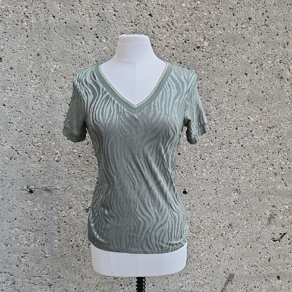 GARCIA green  Zebra Print V-Neck Top